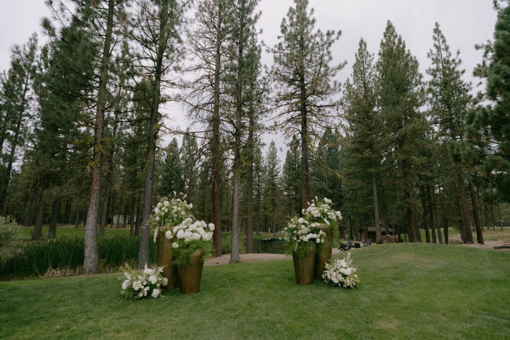 Romantic Luxury Florals at Chalet View Lodge Wedding Celebration