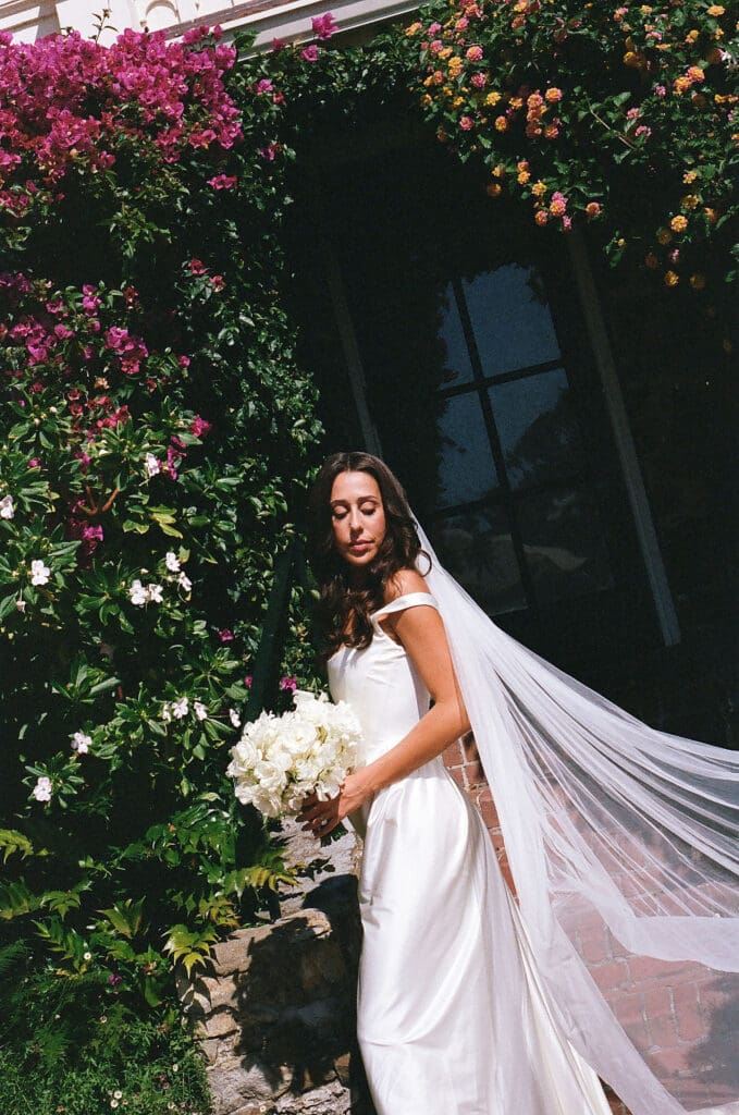 stunning picture of the bride before the ceremony