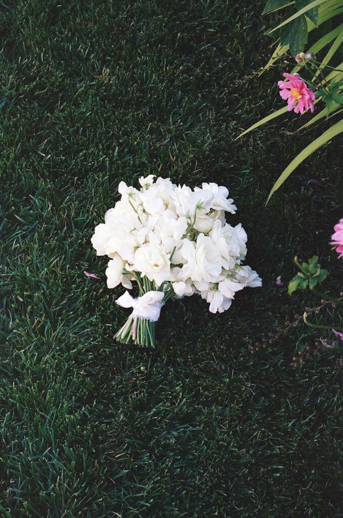 stunning portrait of the wedding bouquet