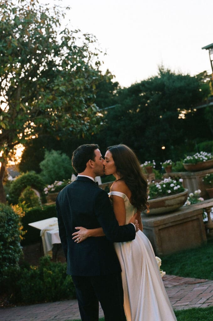 Vintage Romance Meets Coastal Charm: A La Playa Hotel Wedding in Carmel-by-the-Sea