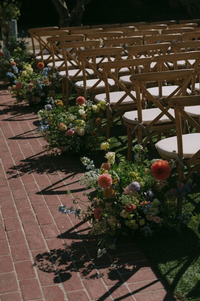 Colorful florals at the wedding ceremony