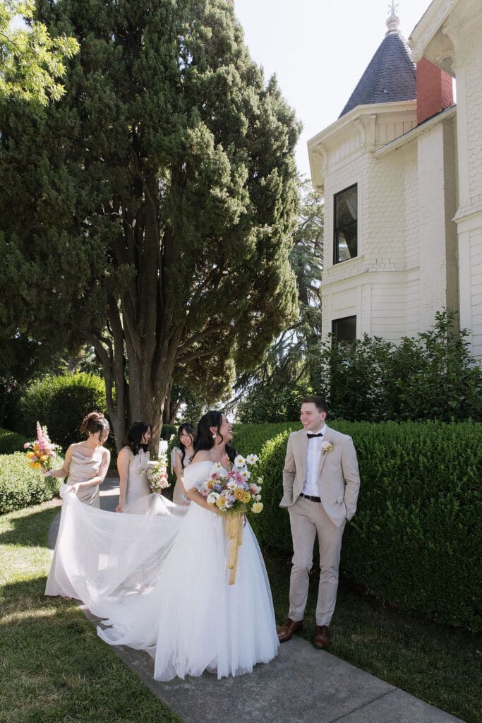 picture of the bride and groom with their bridal parties