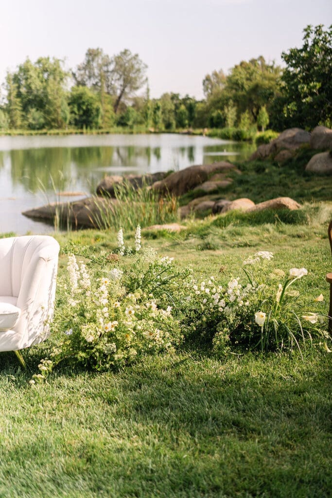 stunning florals at the wedding ceremony