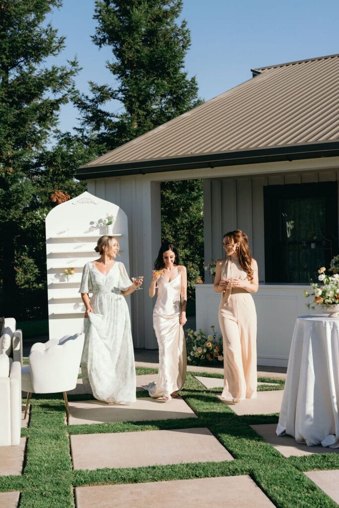 Serpentine Tables & Soft Florals | A Romantic Neutral Wedding Design