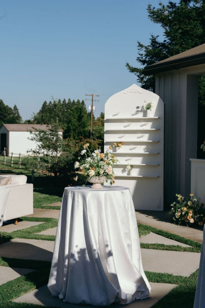 stunning florals at the wedding reception