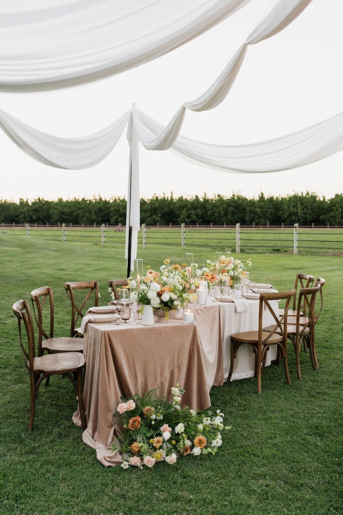 Serpentine Tables & Soft Florals | A Romantic Neutral Wedding Design